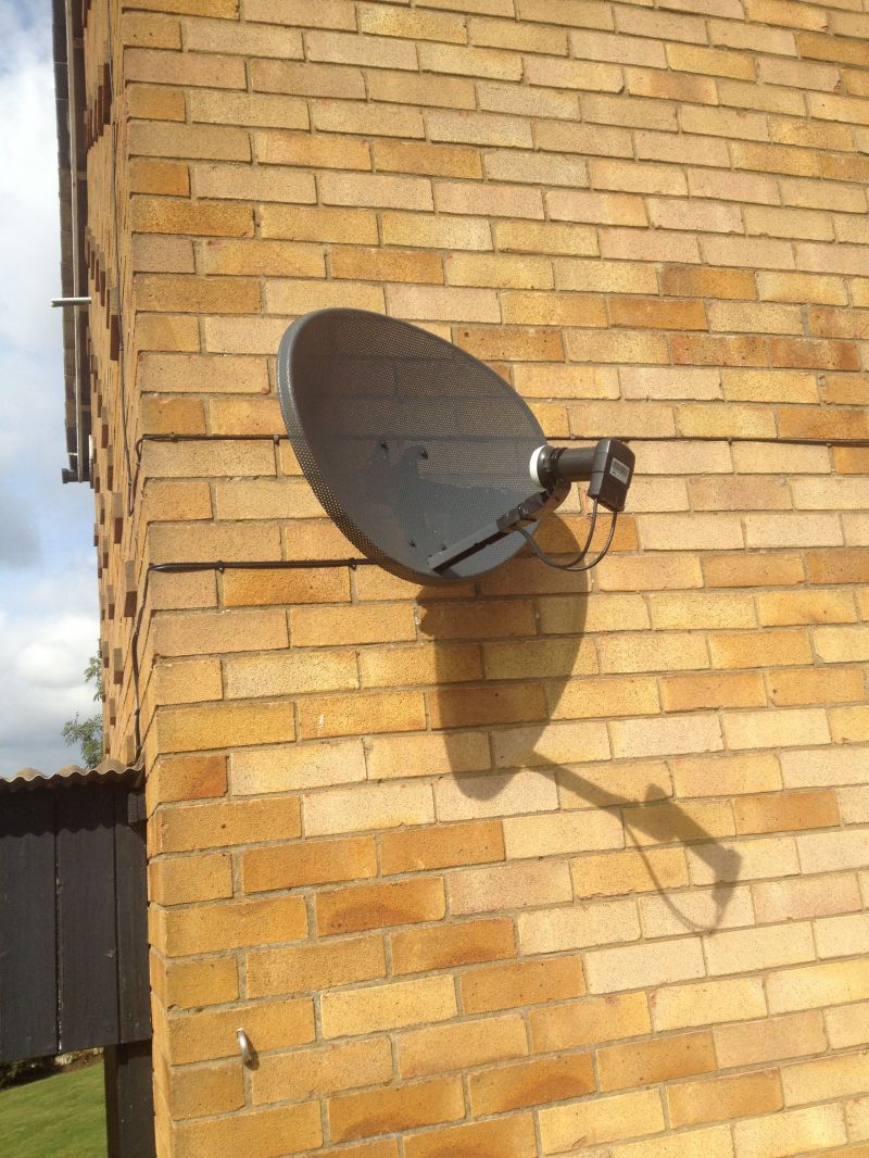 sky dish installation in Blecthley